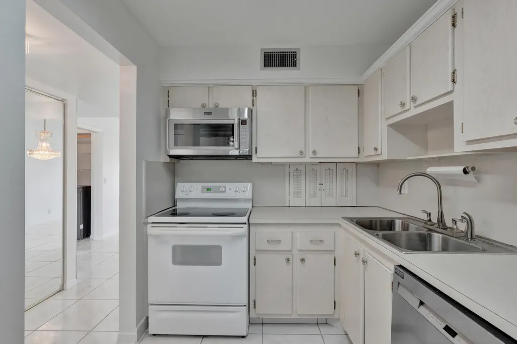4100 Tivoli Court Lake Worth FL 33467