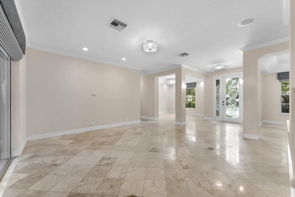 4 Glengary Road Palm Beach Gardens FL 33418