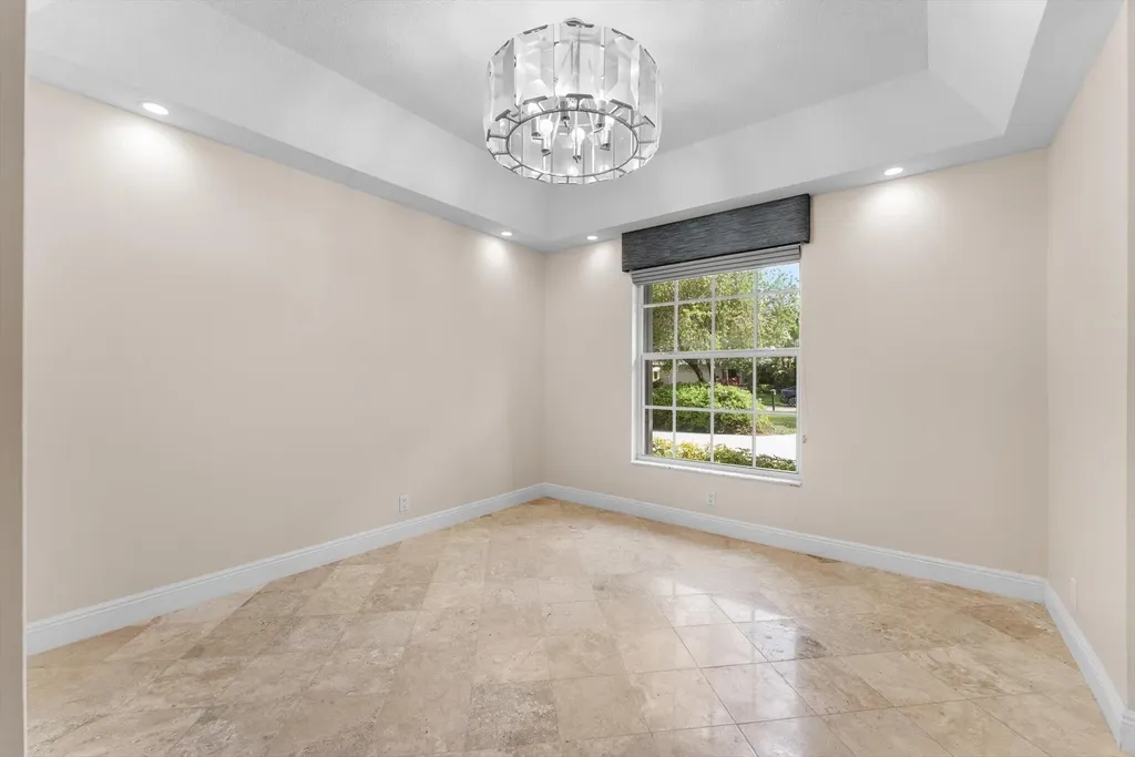 4 Glengary Road Palm Beach Gardens FL 33418