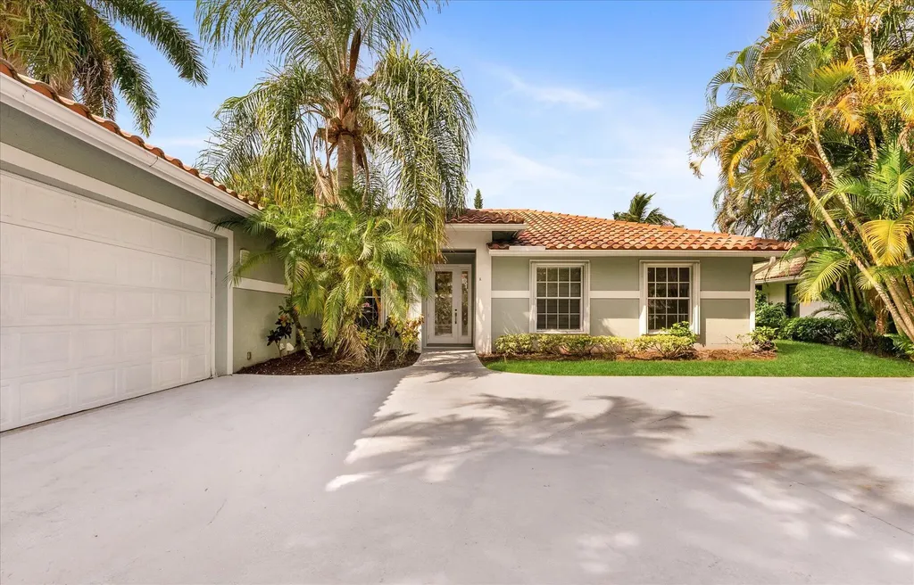 4 Glengary Road Palm Beach Gardens FL 33418