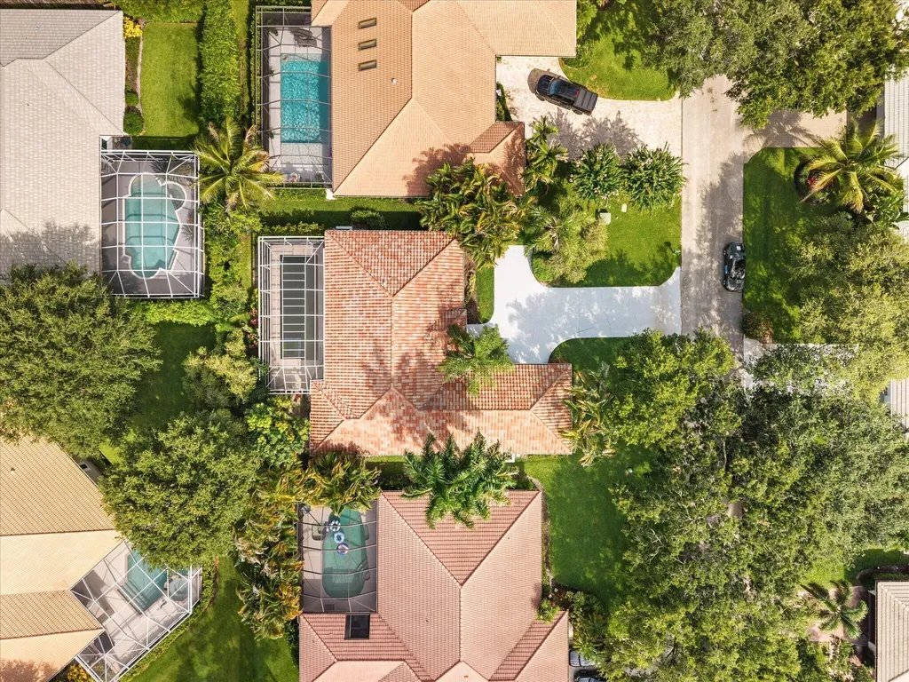 4 Glengary Road Palm Beach Gardens FL 33418