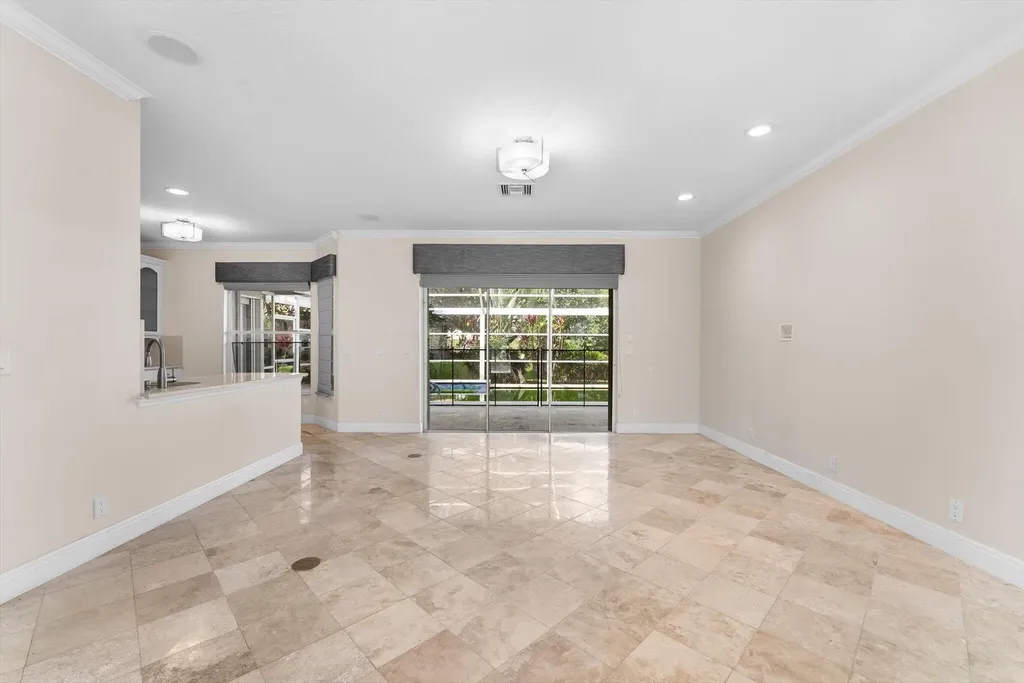 4 Glengary Road Palm Beach Gardens FL 33418