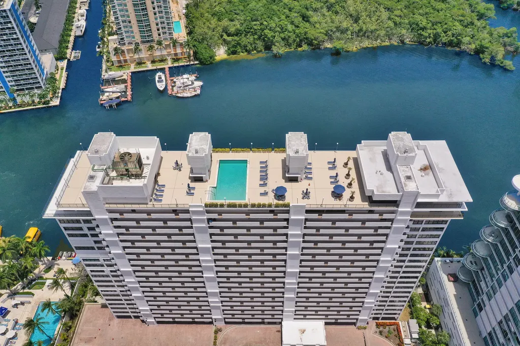 936 Intracoastal Drive Fort Lauderdale FL 33304