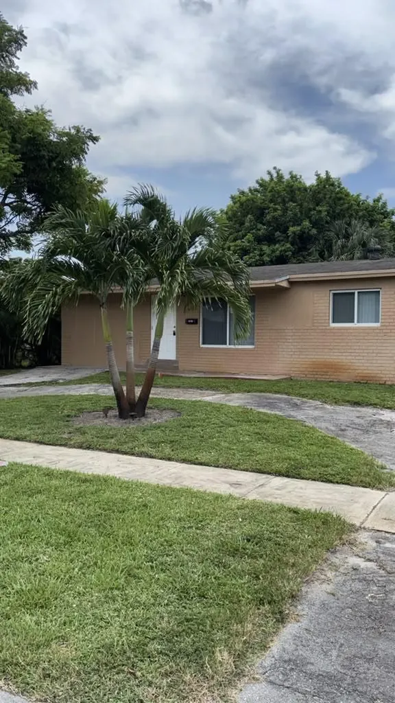 6281 NW 14th Court Sunrise FL 33313