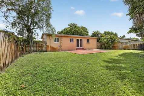 6281 NW 14th Court Sunrise FL 33313