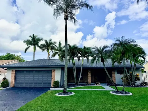 1341 NW White Stone Way Davie FL 33325