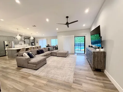 1341 NW White Stone Way Davie FL 33325
