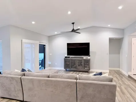 1341 NW White Stone Way Davie FL 33325