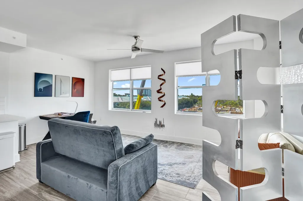 236 SE 5th Avenue Delray Beach FL 33483