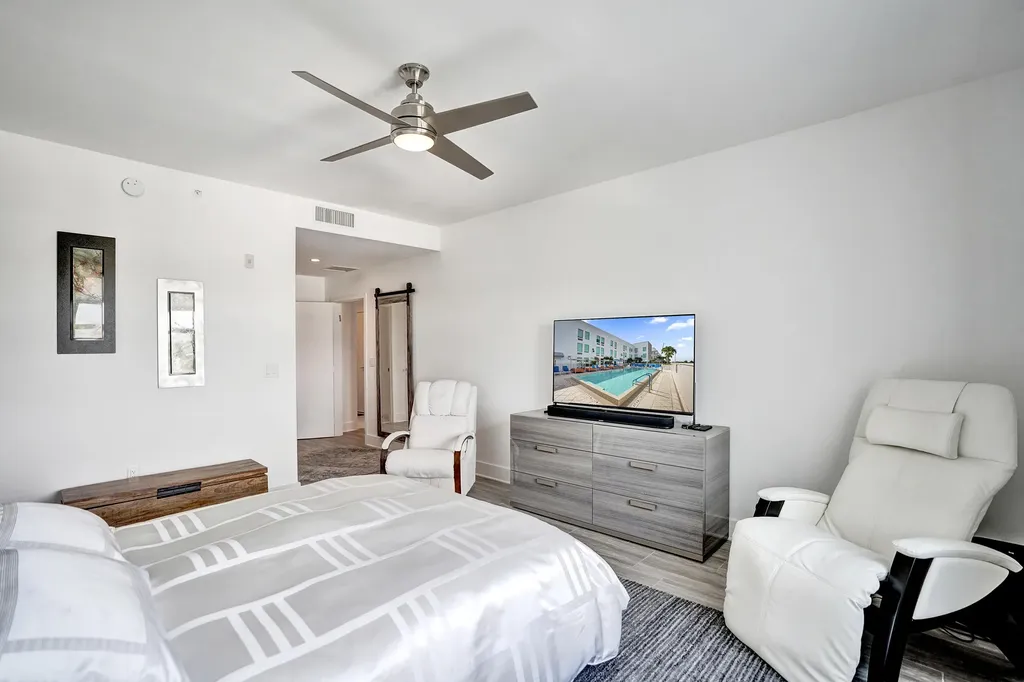 236 SE 5th Avenue Delray Beach FL 33483