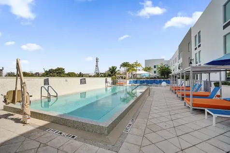236 SE 5th Avenue Delray Beach FL 33483