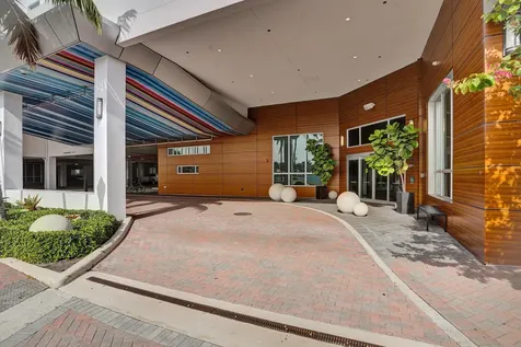 236 SE 5th Avenue Delray Beach FL 33483
