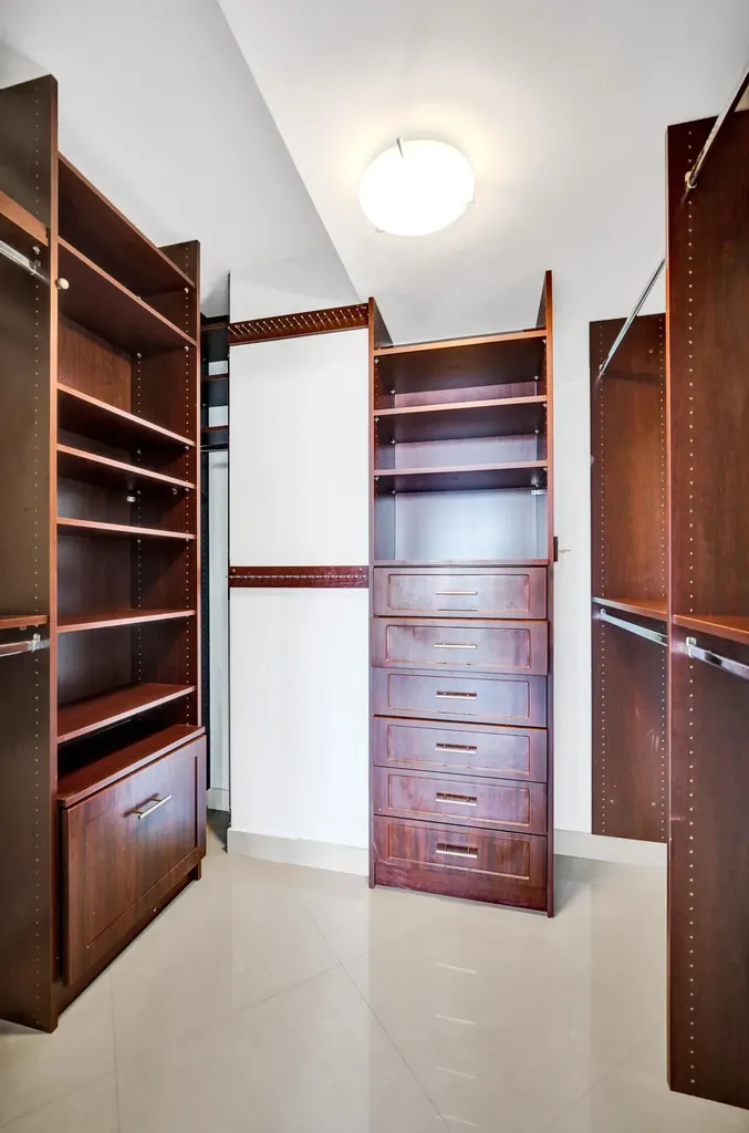 936 Intracoastal Drive Fort Lauderdale FL 33304