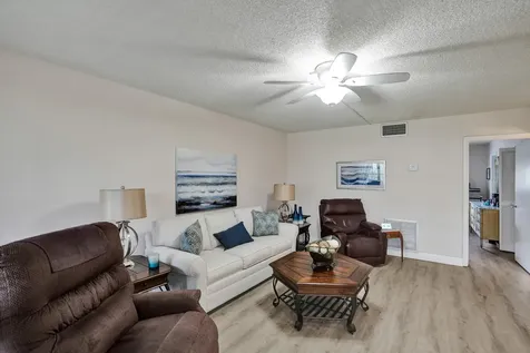 810 SE 7th Street Deerfield Beach FL 33441