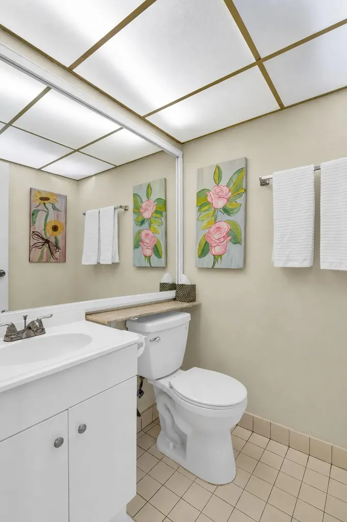 359 Saxony Trail Delray Beach FL 33446