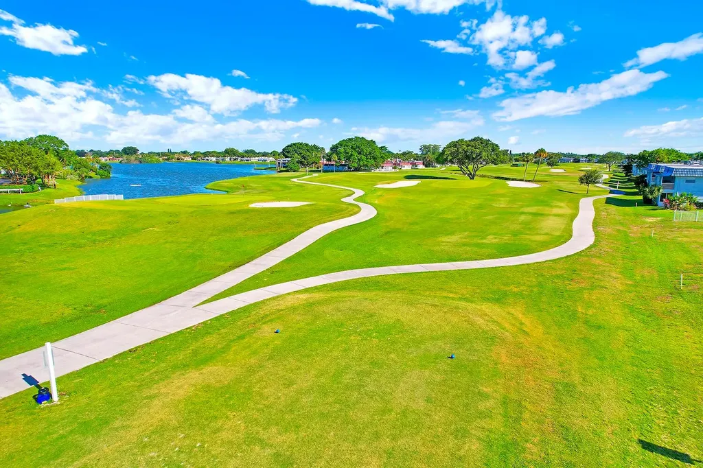 359 Saxony Trail Delray Beach FL 33446