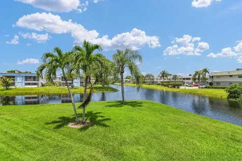 359 Saxony Trail Delray Beach FL 33446