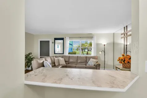 359 Saxony Trail Delray Beach FL 33446