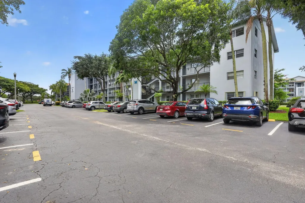 12500 SW 5th Court Pembroke Pines FL 33027