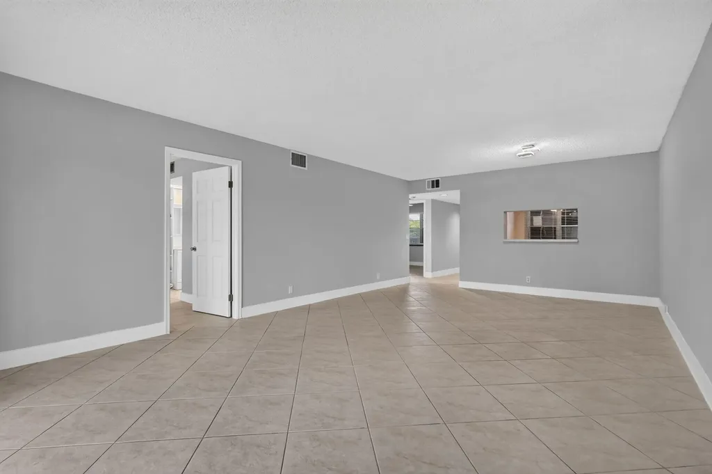 12500 SW 5th Court Pembroke Pines FL 33027