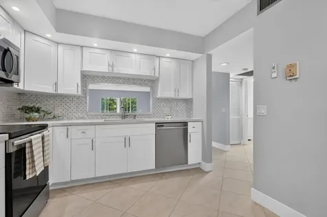 12500 SW 5th Court Pembroke Pines FL 33027