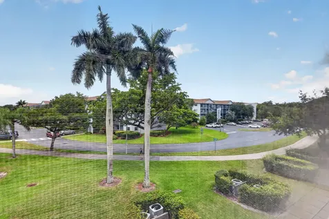 12500 SW 5th Court Pembroke Pines FL 33027