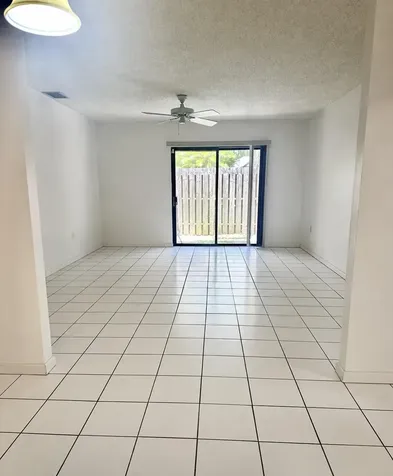 2201 SW 28th Street Okeechobee FL 34974