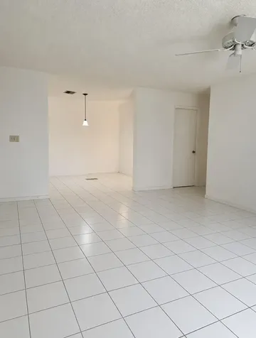 2201 SW 28th Street Okeechobee FL 34974