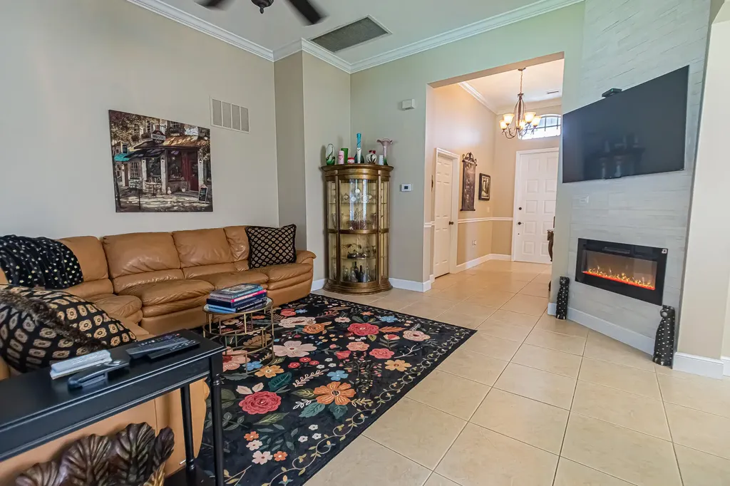 477 SW Talquin Lane Port St Lucie FL 34986