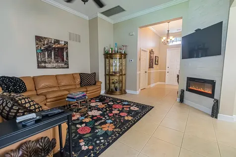 477 SW Talquin Lane Port St Lucie FL 34986