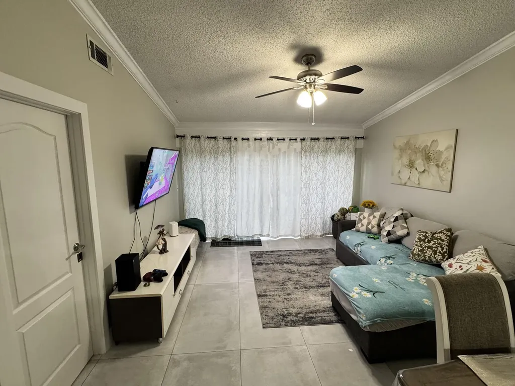 10295 Boca Bend W Boca Raton FL 33428