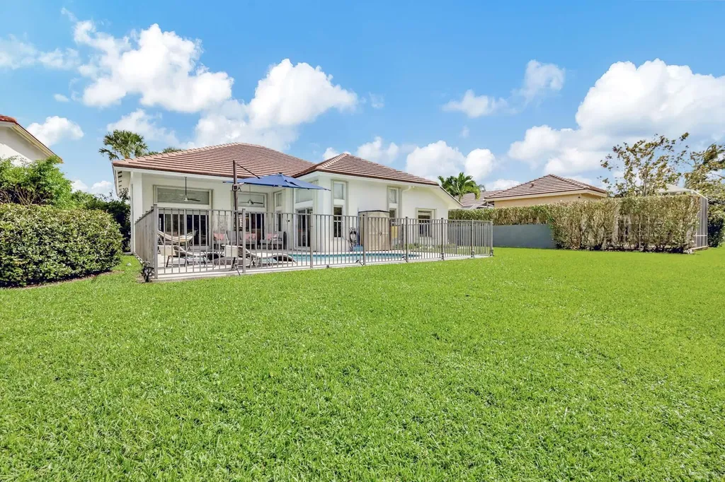 1651 Lakefield N Court Wellington FL 33414
