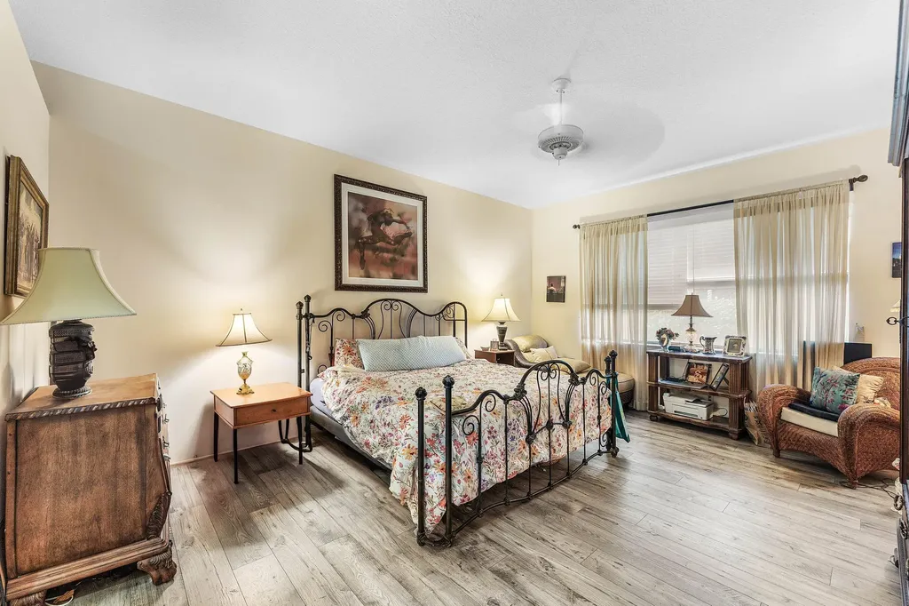 6166 Island Walk Boca Raton FL 33496