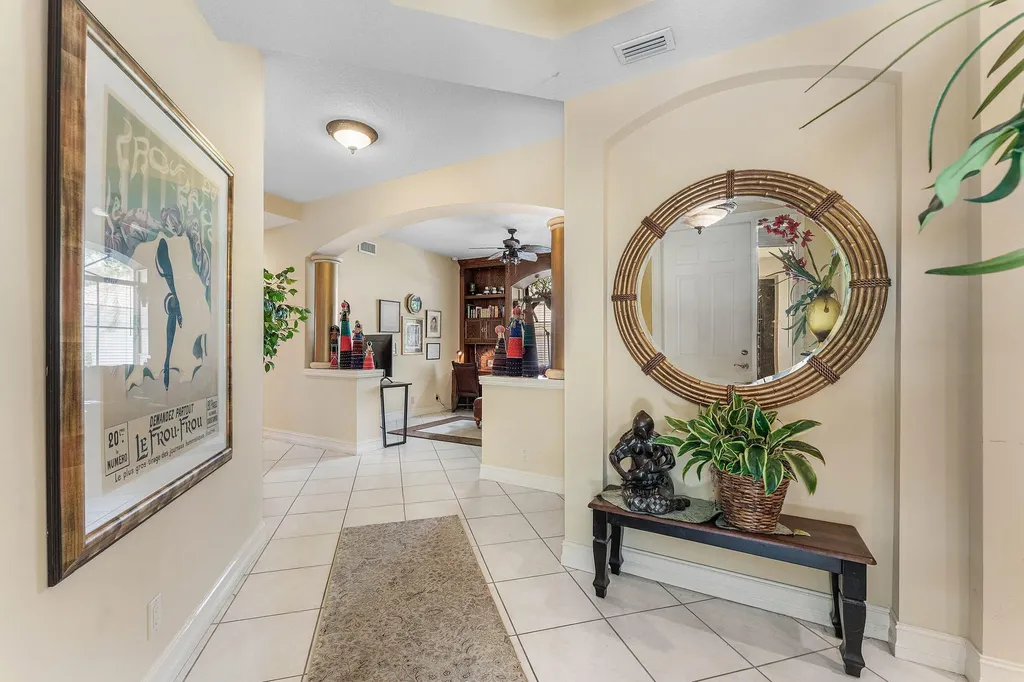 6166 Island Walk Boca Raton FL 33496