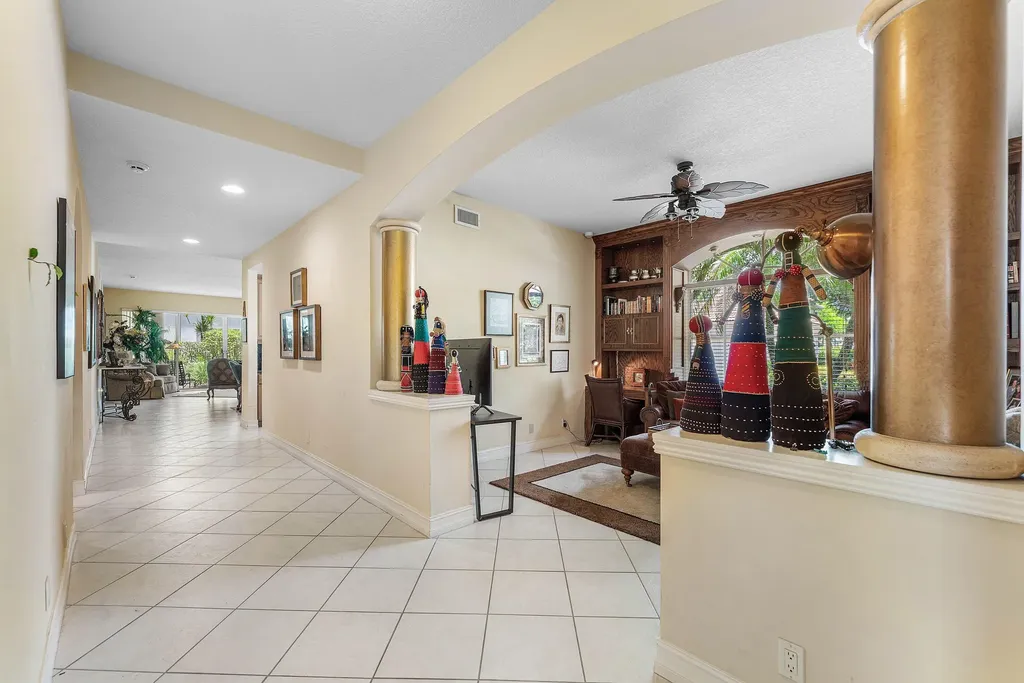 6166 Island Walk Boca Raton FL 33496