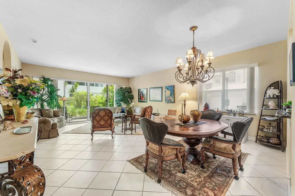6166 Island Walk Boca Raton FL 33496
