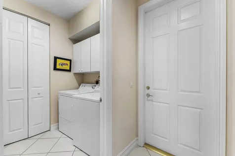 6166 Island Walk Boca Raton FL 33496