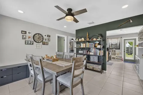 110 NW 56th Street Oakland Park FL 33309