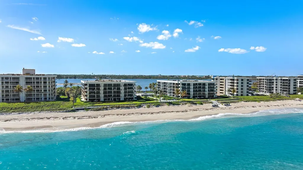 3140 S Ocean Boulevard Palm Beach FL 33480
