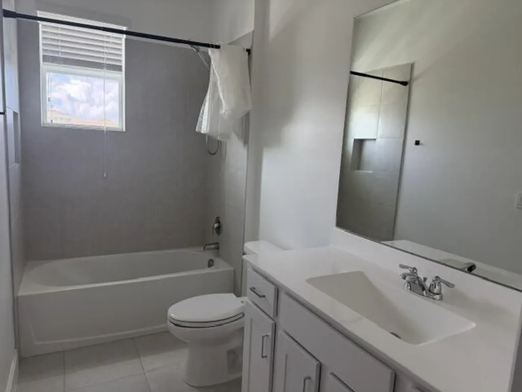 220 SE Woodbark Street Port St Lucie FL 34984