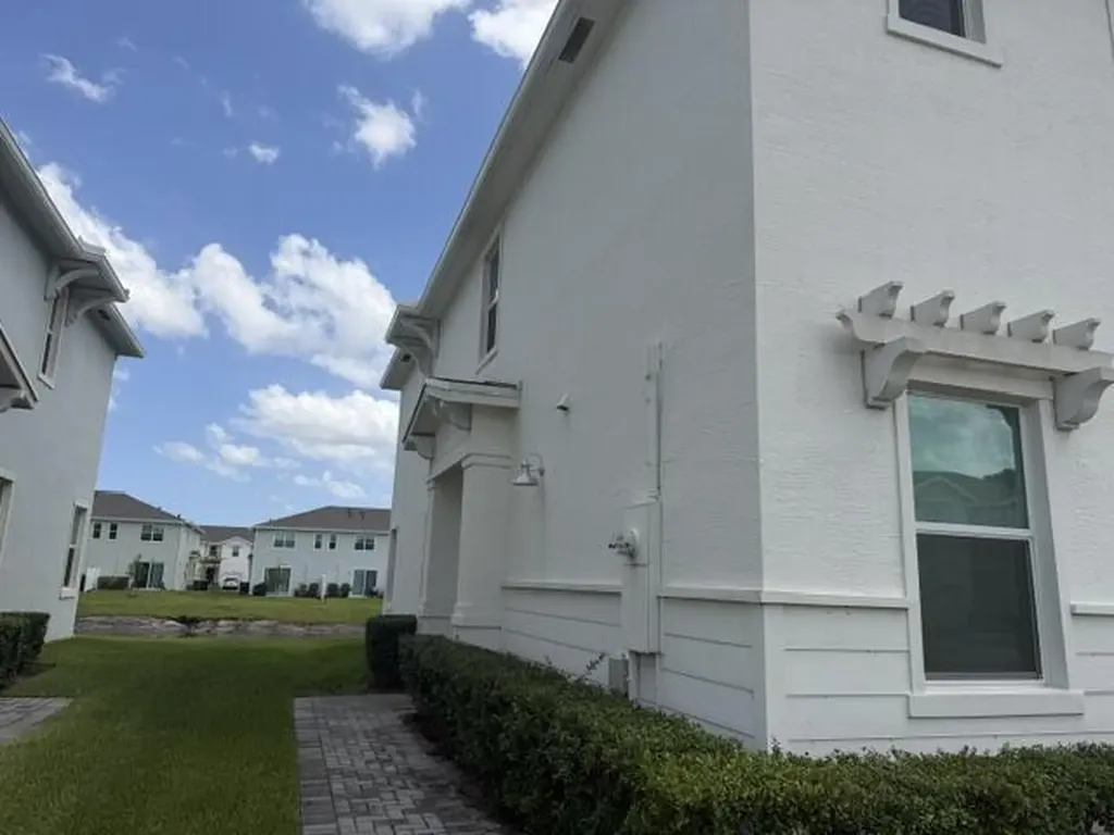 220 SE Woodbark Street Port St Lucie FL 34984