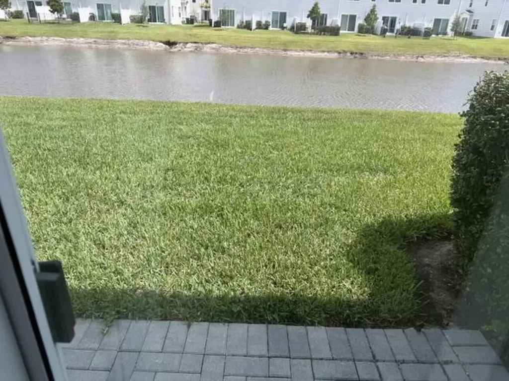220 SE Woodbark Street Port St Lucie FL 34984