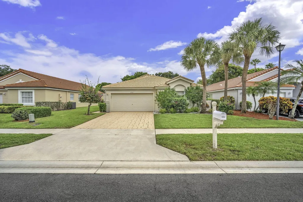 5707 Swaying Palm Lane Boynton Beach FL 33437