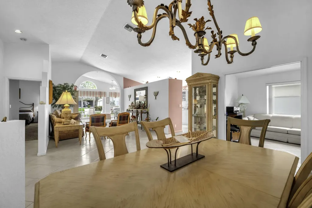 5707 Swaying Palm Lane Boynton Beach FL 33437