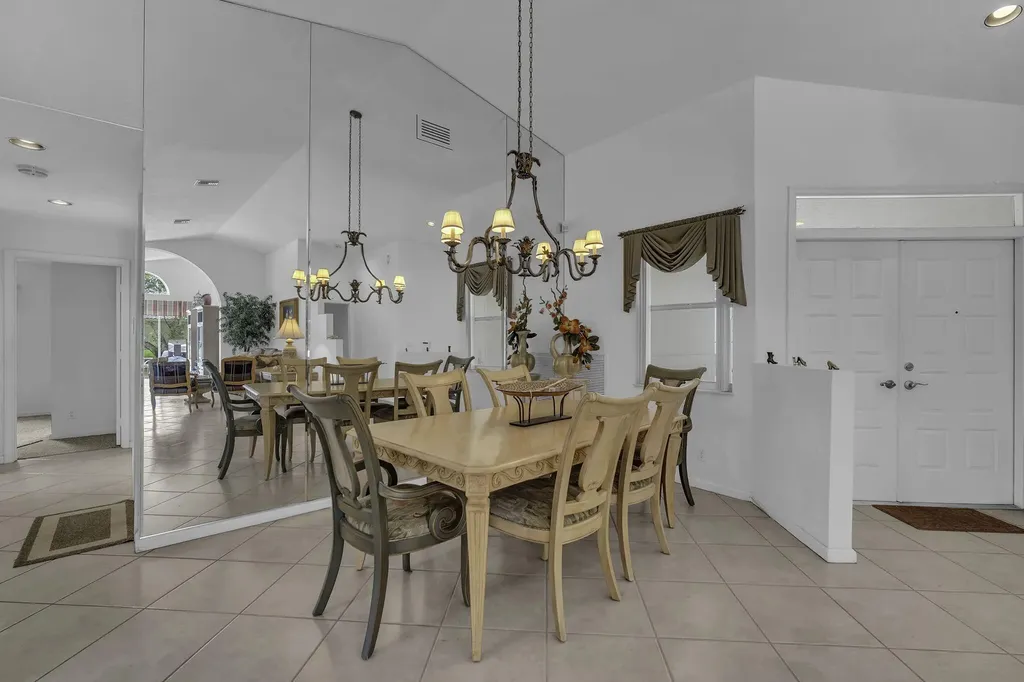 5707 Swaying Palm Lane Boynton Beach FL 33437
