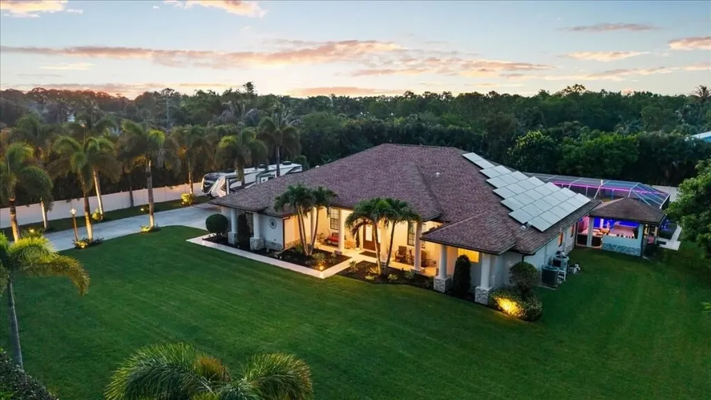 17433 Hamlin Boulevard Loxahatchee FL 33470