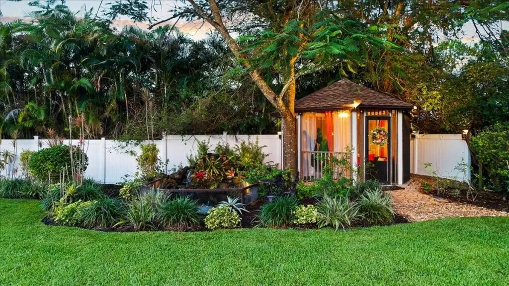 17433 Hamlin Boulevard Loxahatchee FL 33470