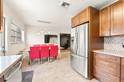 4930 SW 90th Way Cooper City FL 33328