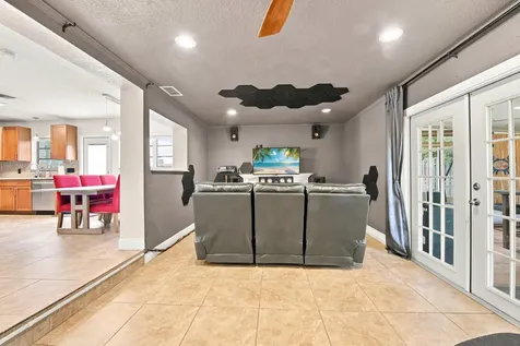 4930 SW 90th Way Cooper City FL 33328