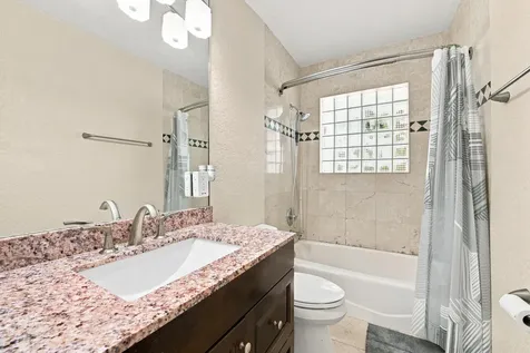 4930 SW 90th Way Cooper City FL 33328